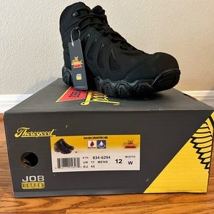 Men’s Thorogood Crosstrex Mid Boots, Size 12